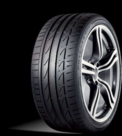 225/40 R18 XL 92Y POTENZA S005 (+) PJ EE:C FR:A NL/U:B 72DB